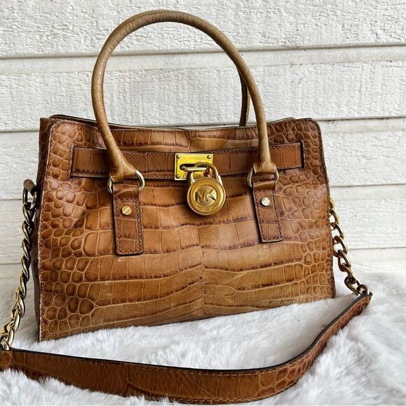 MICHAEL KORS Acorn Embossed Hamilton Satchel Tote Handbag Selma Raven - Picture 1 of 13